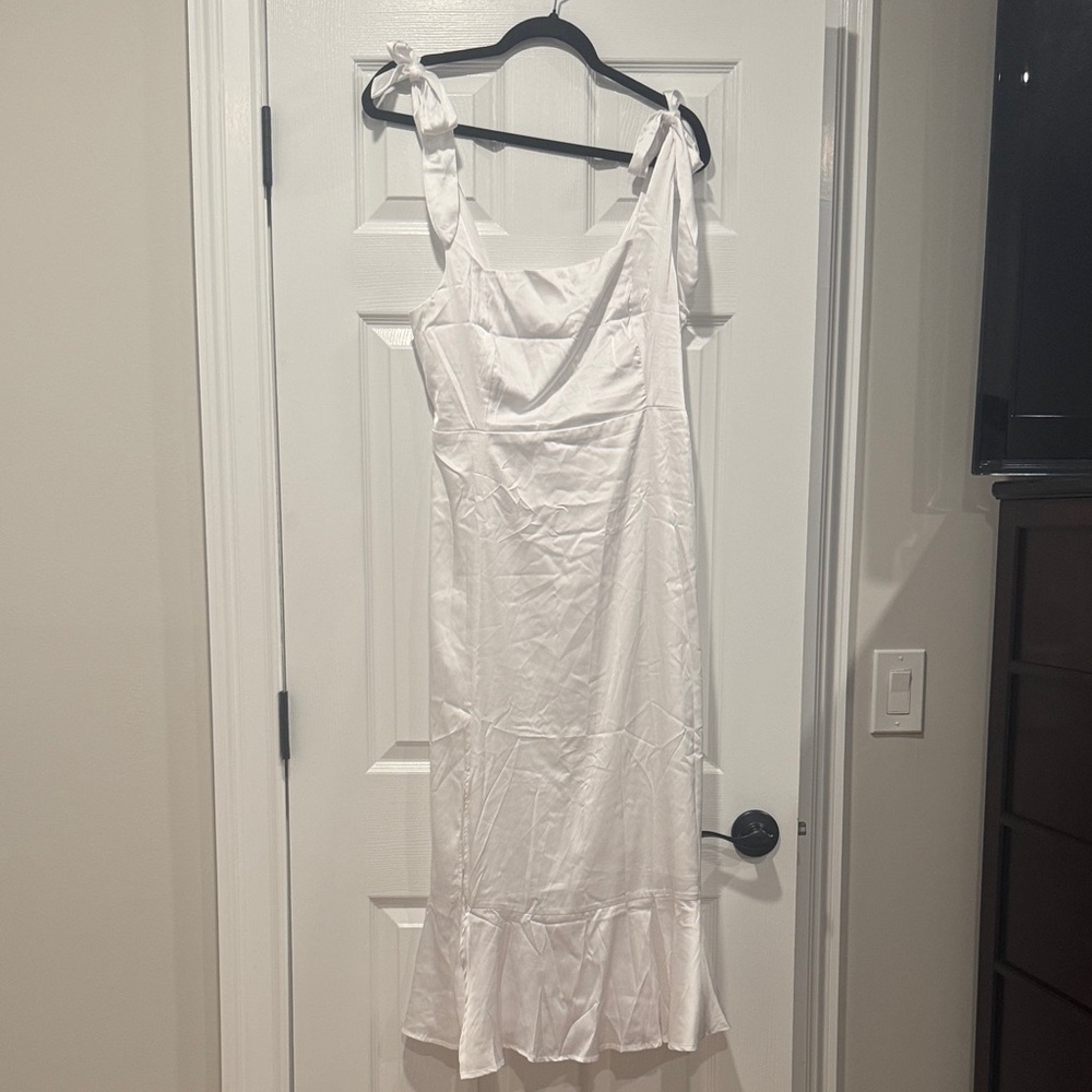 Elegant White Midi Dress with Tie Straps